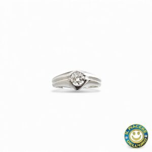 Solitario Oro Bianco con Diamante Ct 0.50