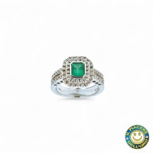 Anello oro bianco pavèè di diamanti e smeraldo